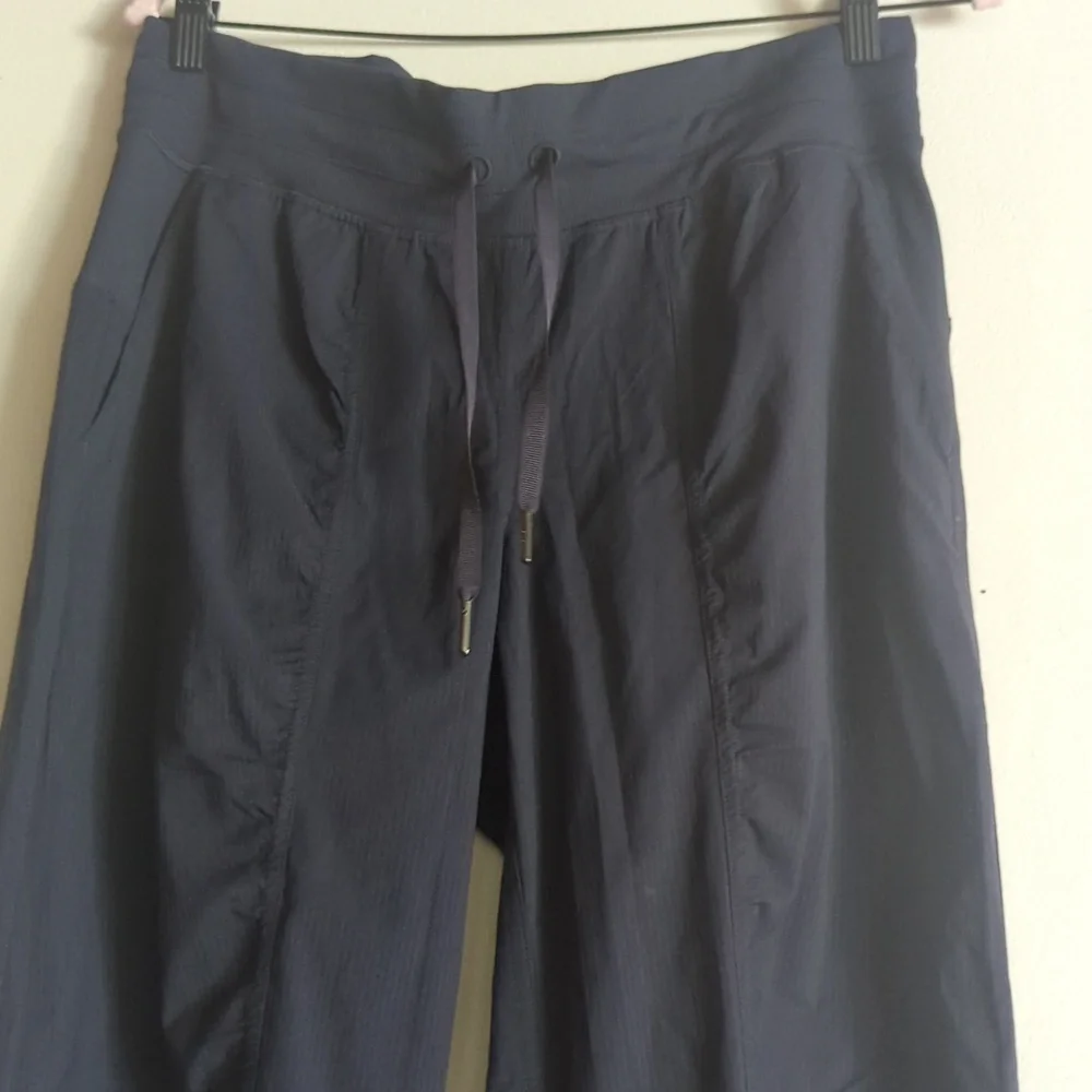 Lululemon Dance Studio Mid-Rise JoggerFull Length - Picture 9 of 13